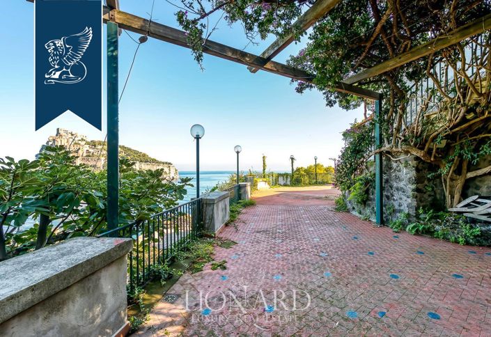 Image No.13-Villa de 4 chambres à vendre à Ischia