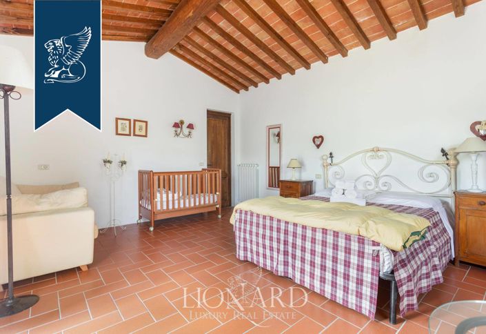 Image No.19-8 Bed Villa for sale