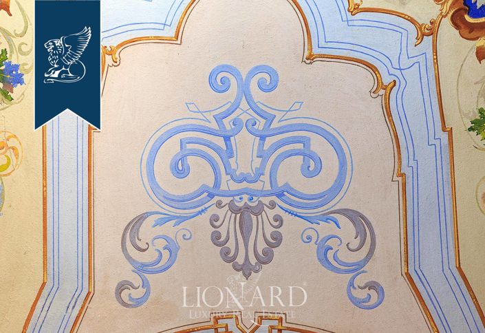 Image No.48-10 Bed Villa for sale