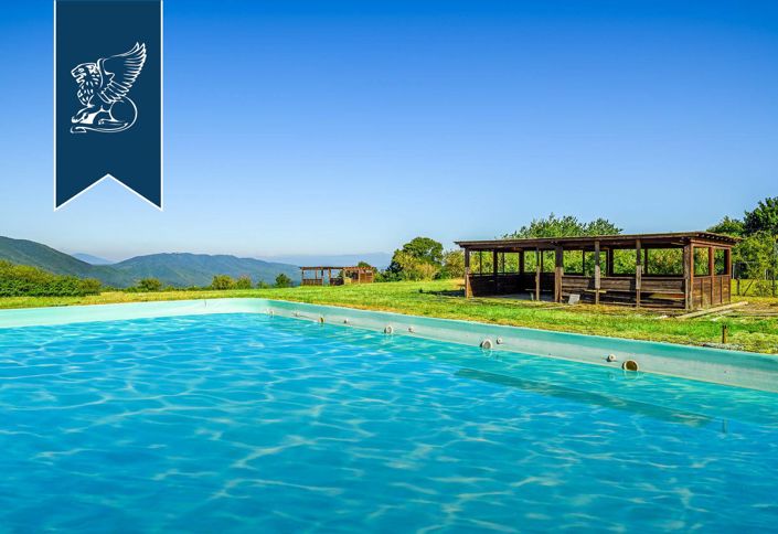 Image No.24-4 Bed Country House for sale