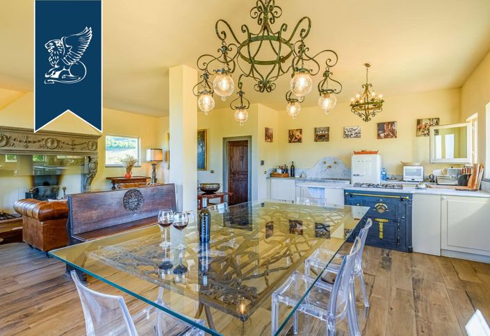 Image No.33-4 Bed Country House for sale