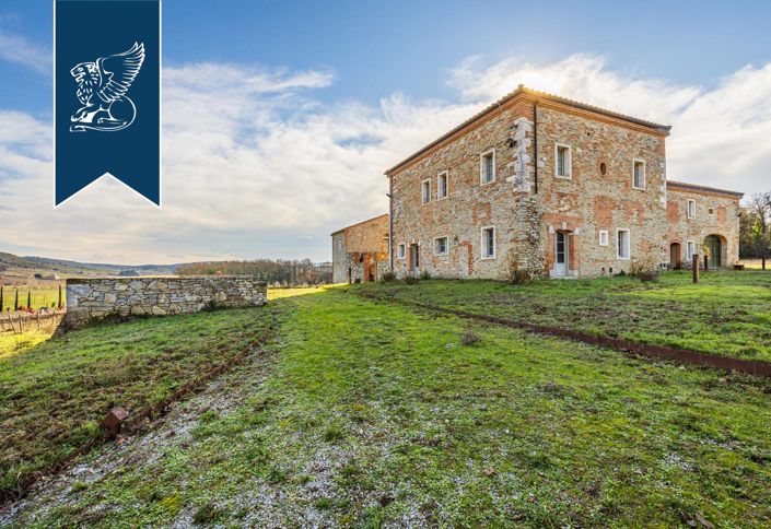 Image No.18-16 Bed Country House for sale