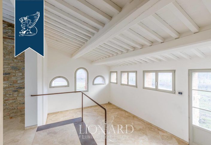 Image No.43-16 Bed Country House for sale