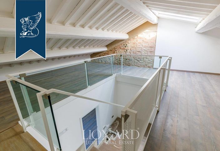 Image No.48-16 Bed Country House for sale