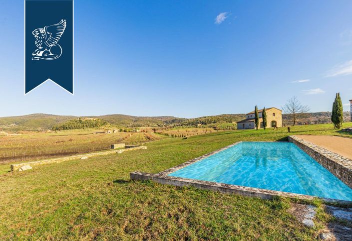 Image No.5-16 Bed Country House for sale