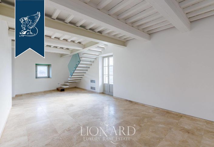 Image No.53-16 Bed Country House for sale