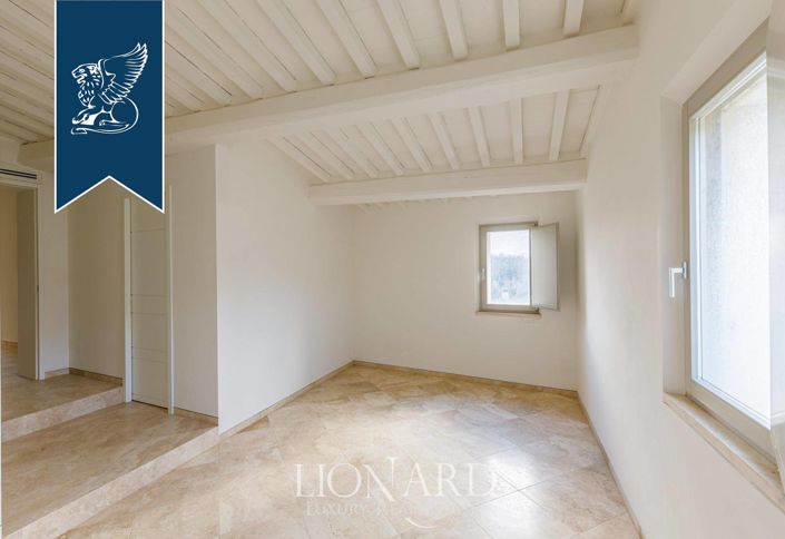 Image No.56-16 Bed Country House for sale