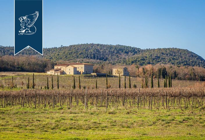 Image No.68-16 Bed Country House for sale