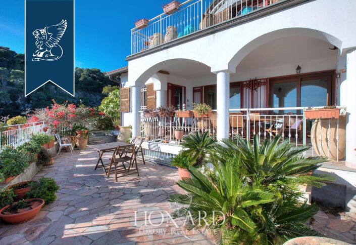 Image No.15-4 Bed Villa for sale