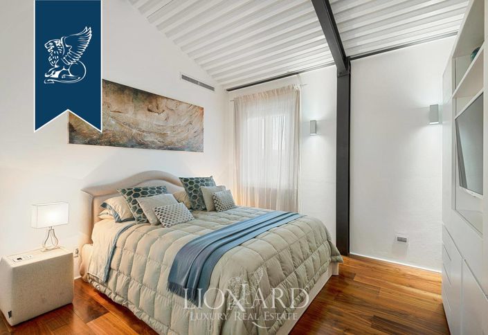 Image No.14-7 Bed Villa for sale