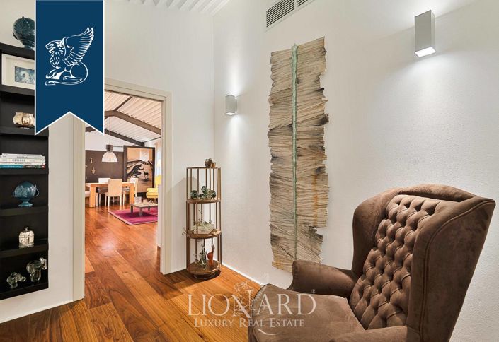 Image No.20-7 Bed Villa for sale