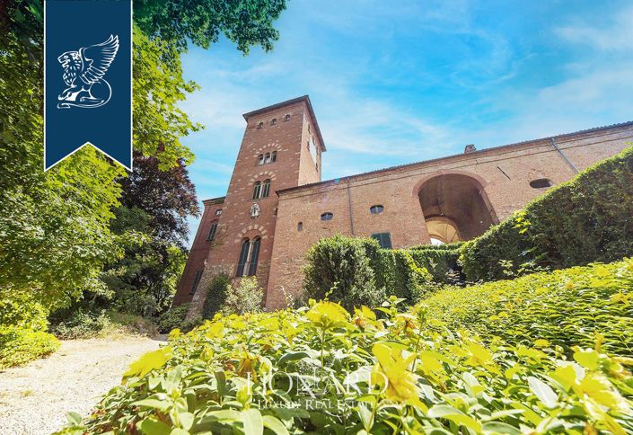 Image No.43-55 Bed Property for sale