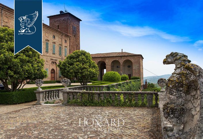 Image No.46-55 Bed Property for sale