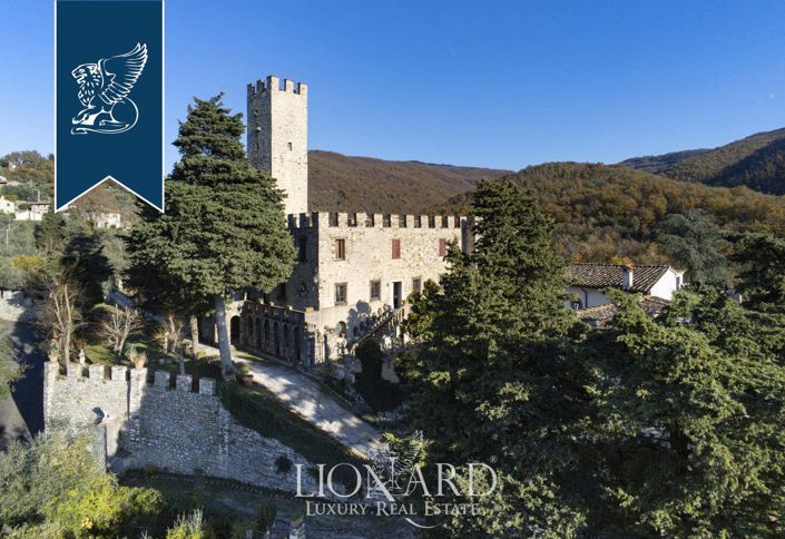 Image No.2-7 Bed Property for sale