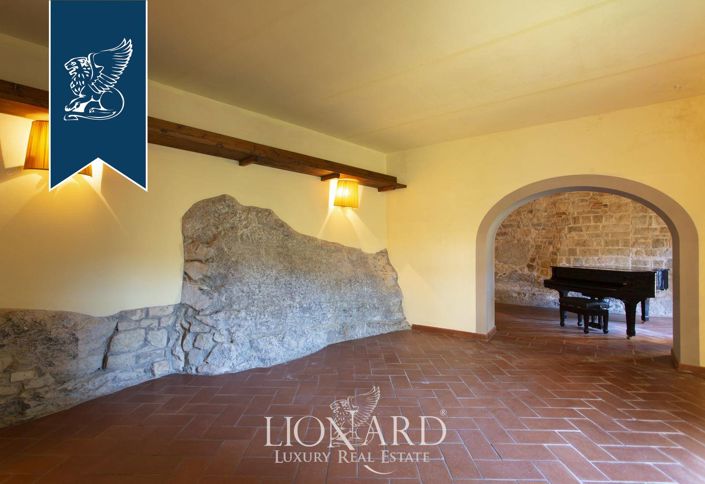 Image No.38-7 Bed Property for sale