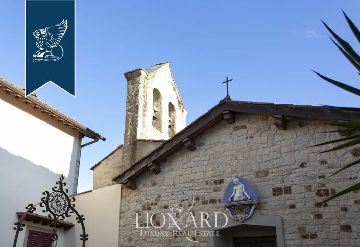 Image No.57-7 Bed Property for sale