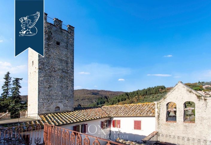 Image No.8-7 Bed Property for sale