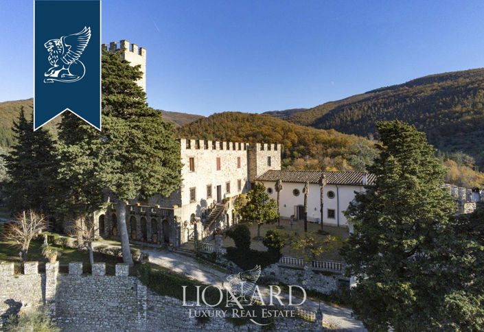 Image No.9-7 Bed Property for sale