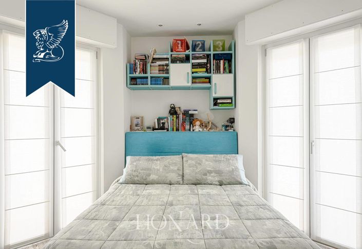 Image No.6-Villa de 3 chambres à vendre à Massa