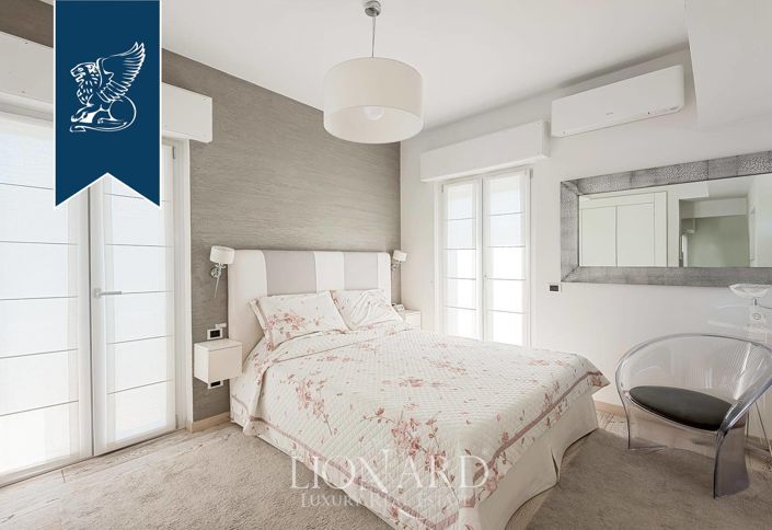 Image No.7-Villa de 3 chambres à vendre à Massa