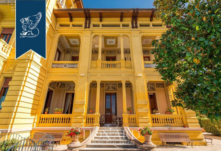 Image No.10-Un hôtel de 12 chambres à vendre à Barga