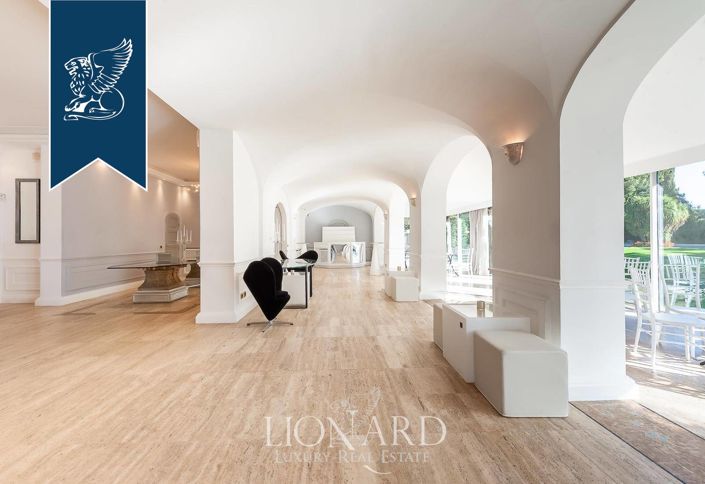 Image No.13-5 Bed Villa for sale