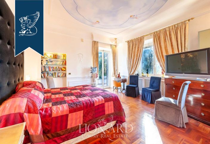 Image No.19-5 Bed Villa for sale