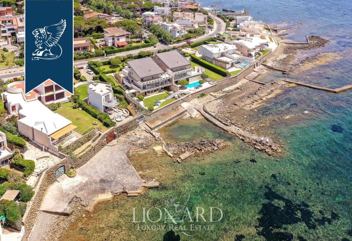 Image No.2-9 Bed Villa for sale