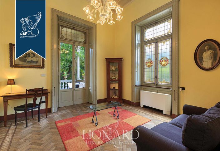 Image No.21-7 Bed Villa for sale