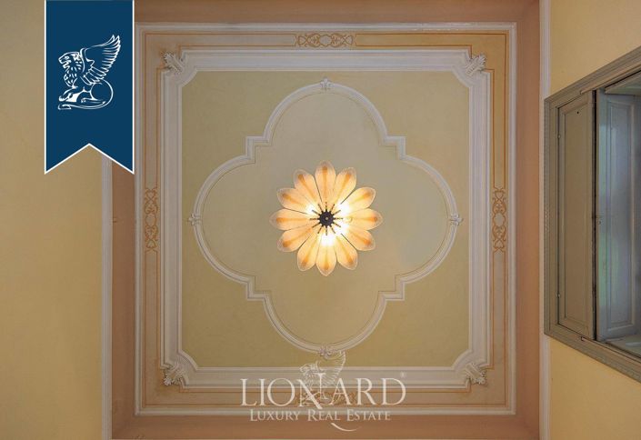 Image No.28-7 Bed Villa for sale