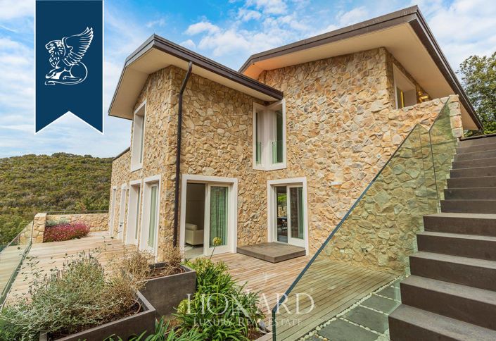 Image No.12-4 Bed Villa for sale