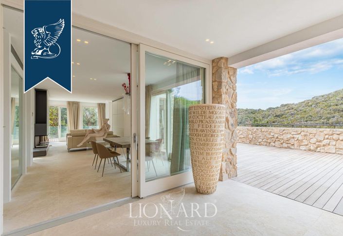 Image No.30-4 Bed Villa for sale