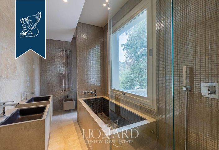 Image No.61-4 Bed Villa for sale