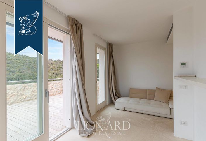 Image No.63-4 Bed Villa for sale