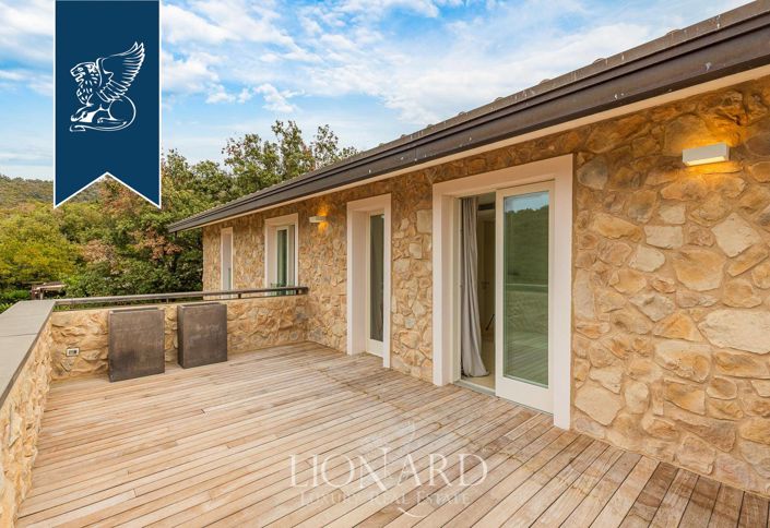 Image No.68-4 Bed Villa for sale