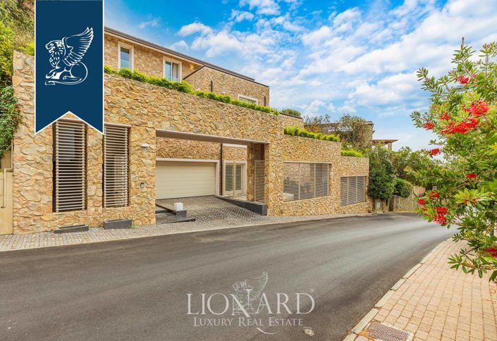 Image No.74-4 Bed Villa for sale