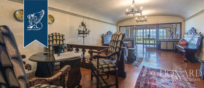 Image No.103-10 Bed Villa for sale