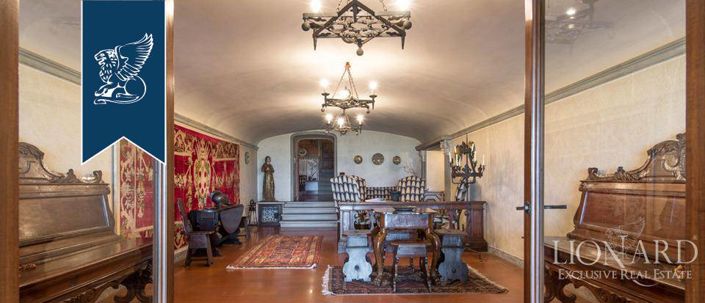 Image No.105-10 Bed Villa for sale