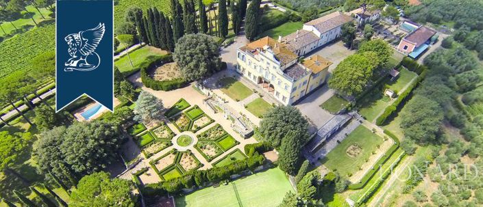 Image No.13-10 Bed Villa for sale