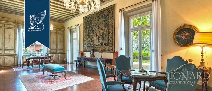 Image No.58-10 Bed Villa for sale