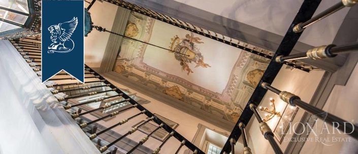 Image No.68-10 Bed Villa for sale