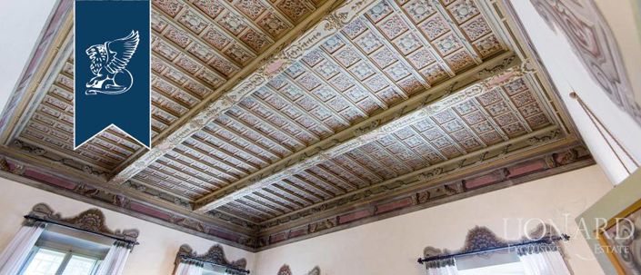 Image No.83-10 Bed Villa for sale