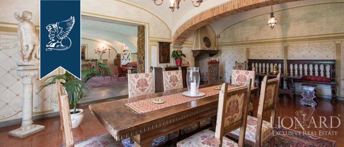 Image No.87-10 Bed Villa for sale