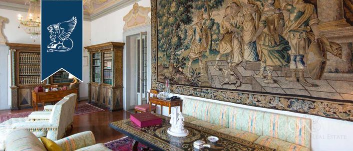 Image No.93-10 Bed Villa for sale