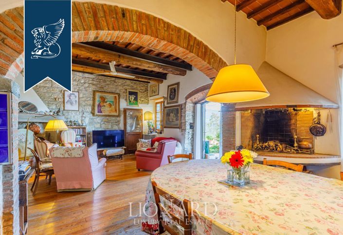 Image No.23-11 Bed Farmhouse for sale