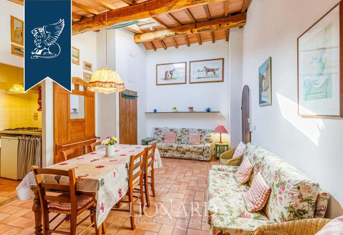 Image No.28-11 Bed Farmhouse for sale