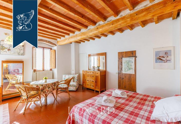 Image No.32-11 Bed Farmhouse for sale