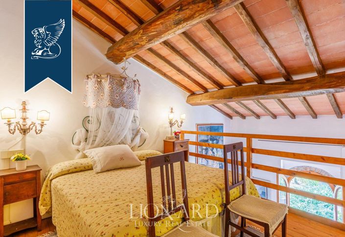 Image No.34-11 Bed Farmhouse for sale