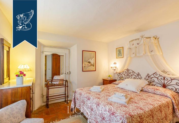 Image No.39-11 Bed Farmhouse for sale