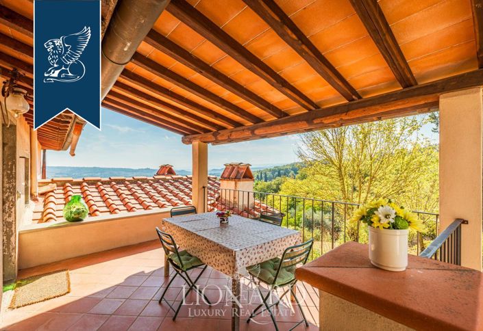 Image No.41-11 Bed Farmhouse for sale